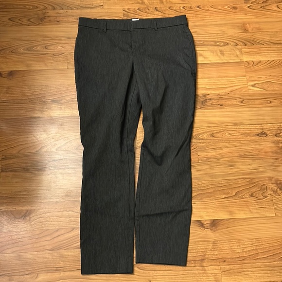 Like new Gap Factory slacks size 12 - Picture 1 of 2